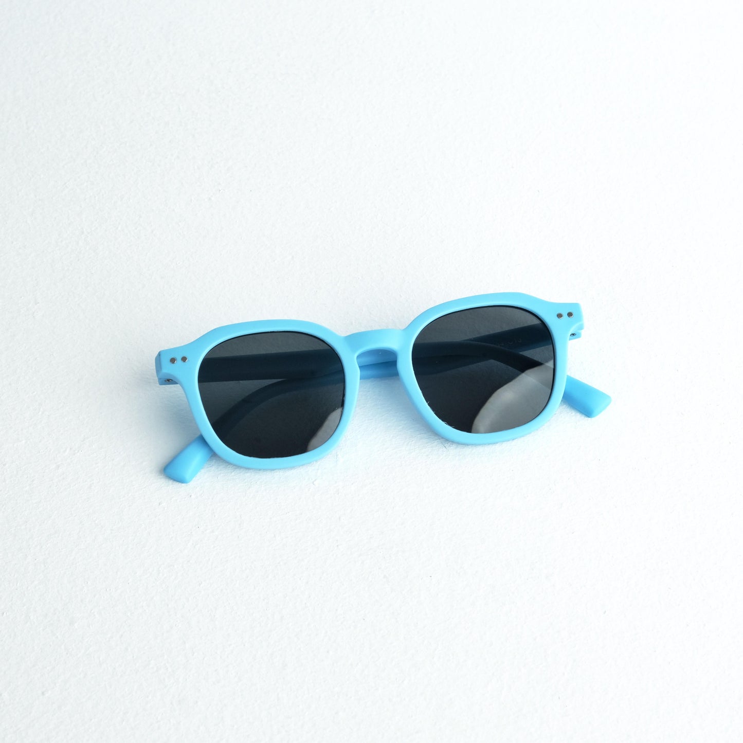 Kids polarized sunglasses 16