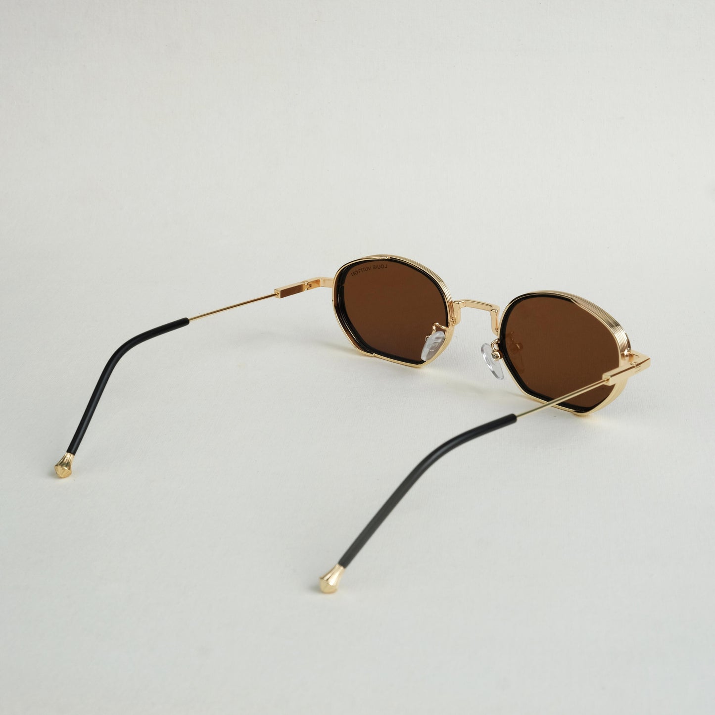 Branded metal golden 448