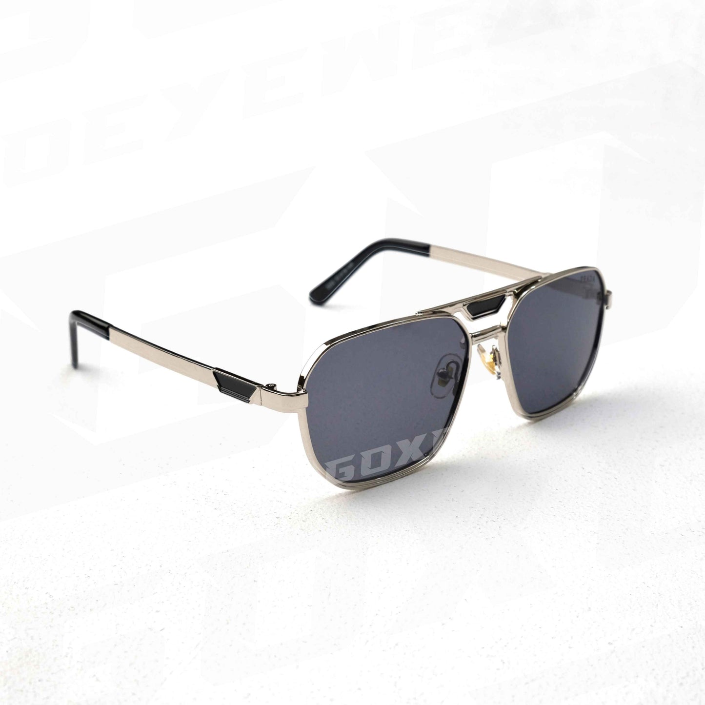 Medium silver c51