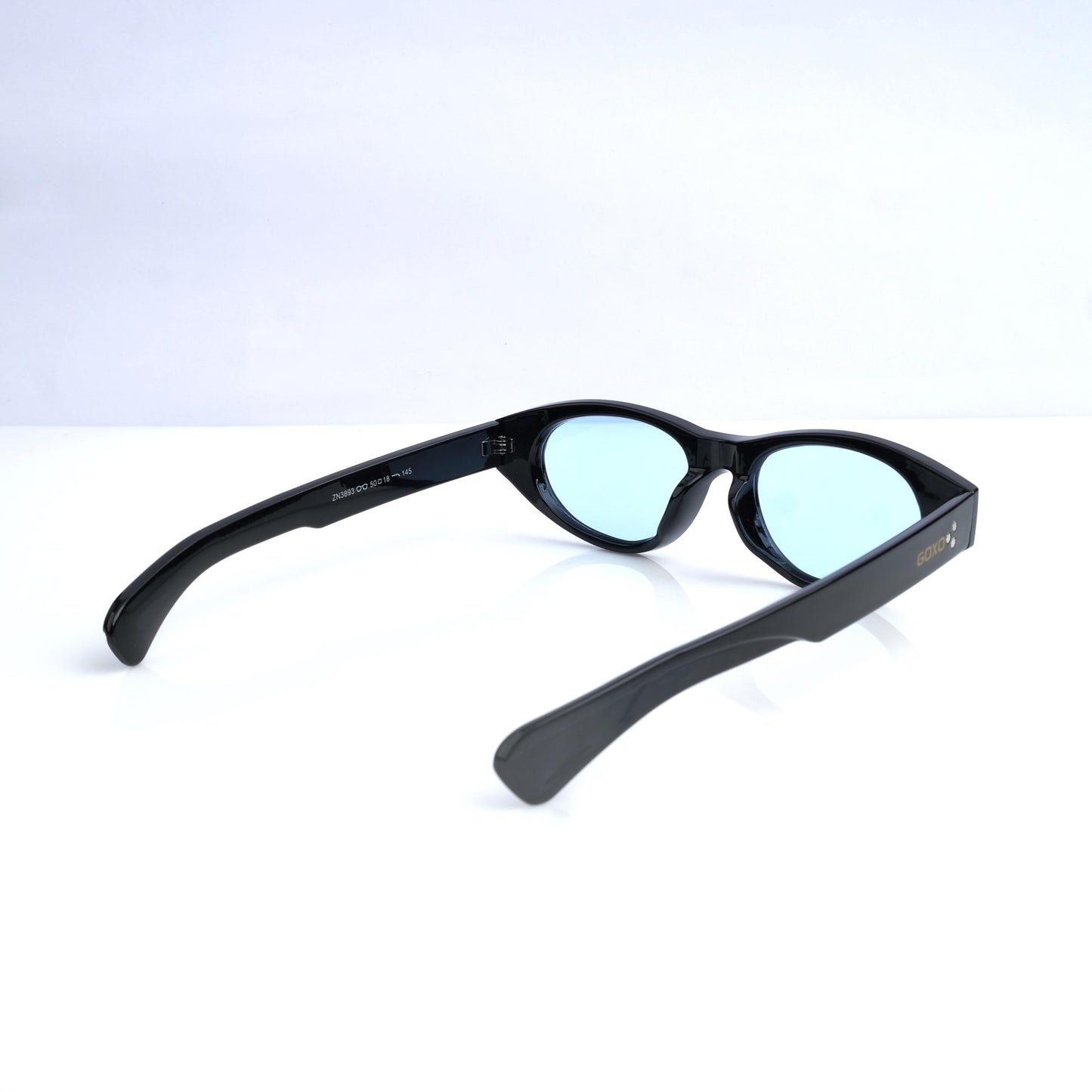 Vintage cat eye blue 599
