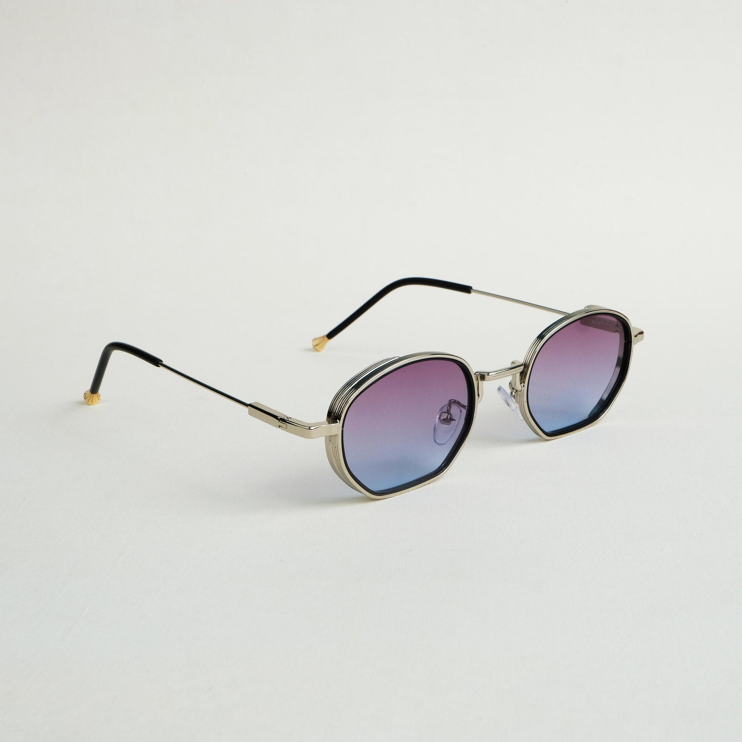 Branded metal Silver 447