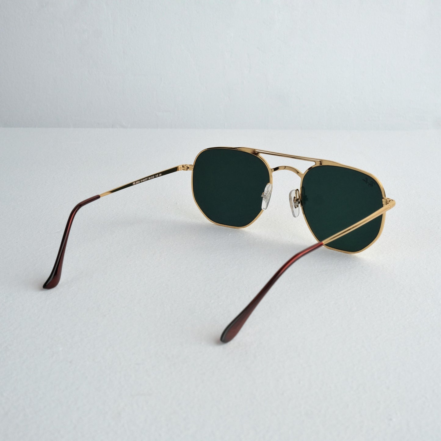 Branded glass lens Mercury  421