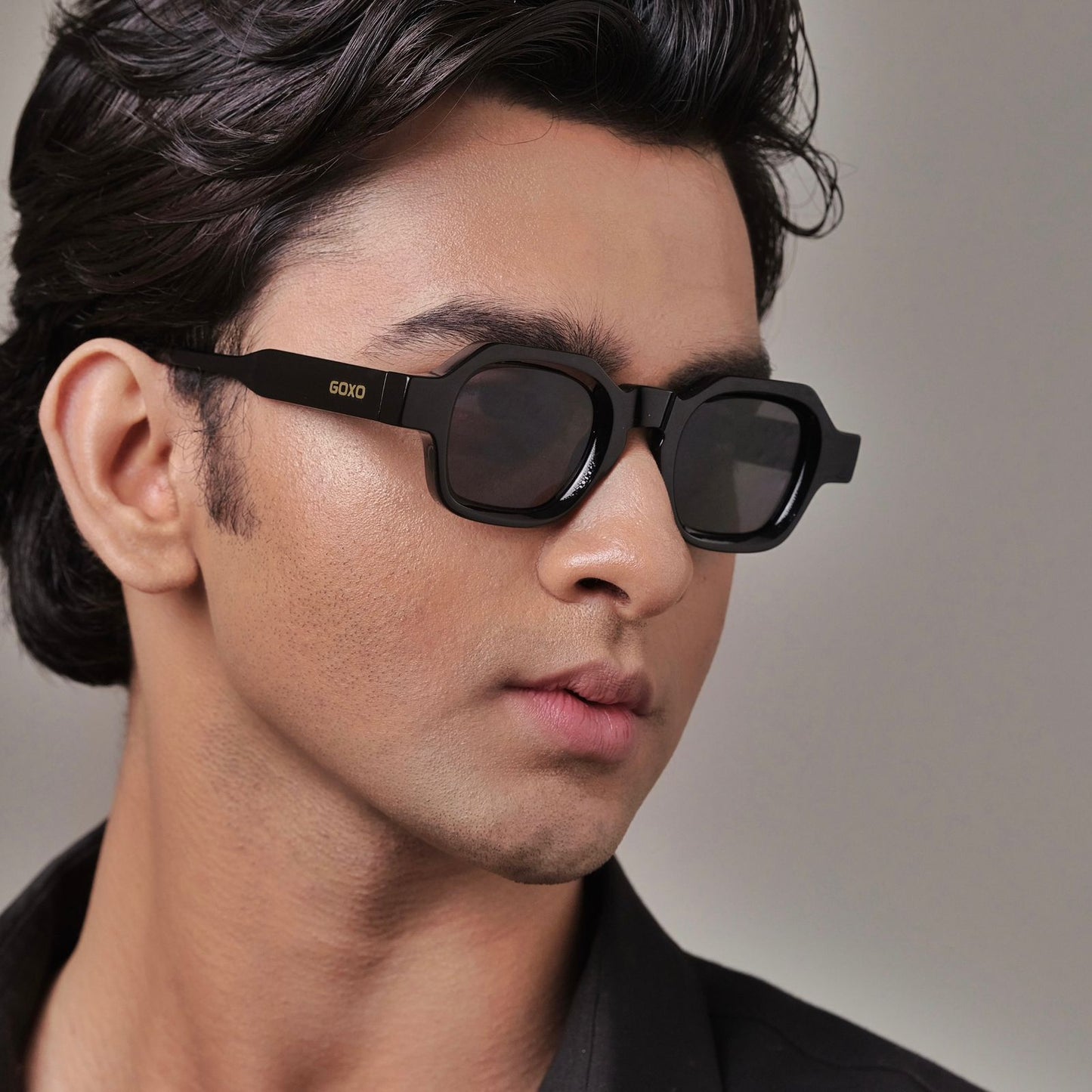 Minimal hexa black sunglass 752