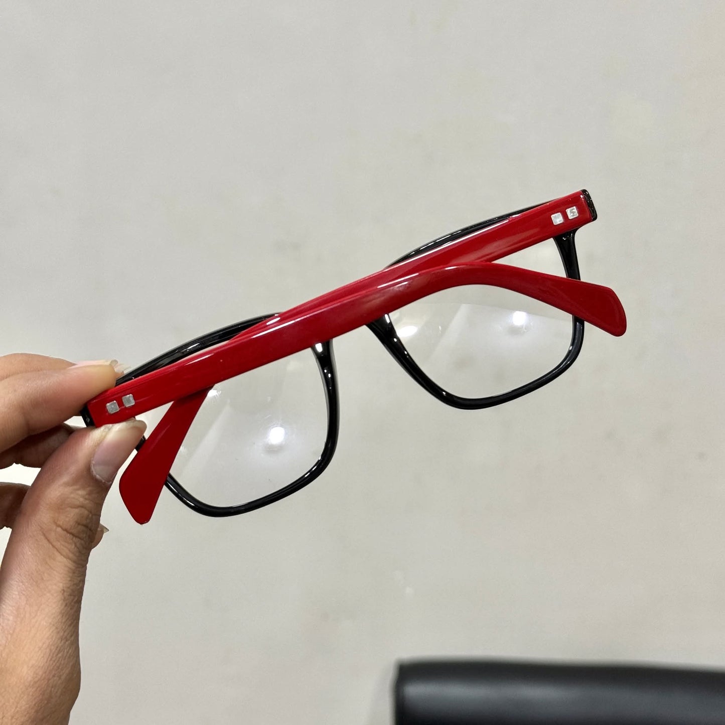 Rectangular 605 red+black