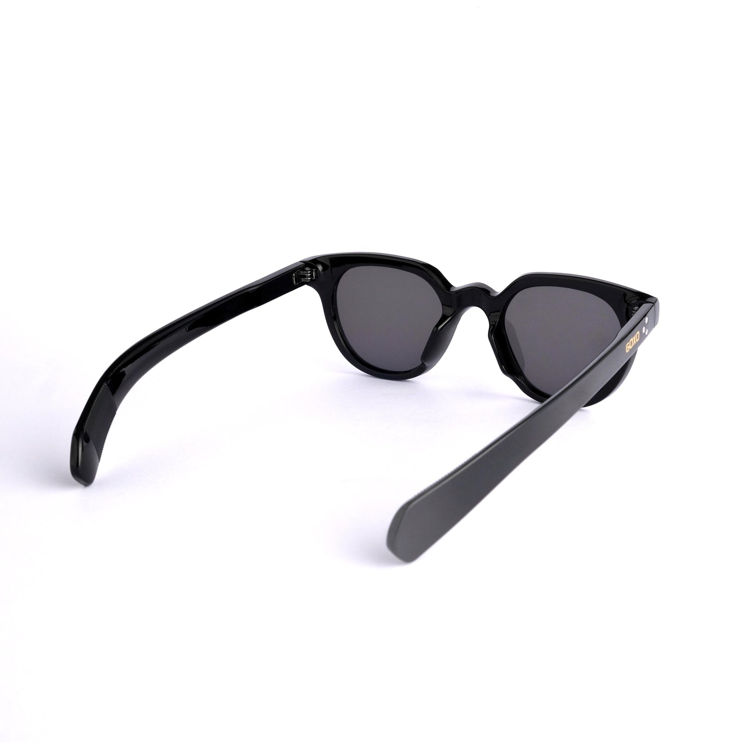Heritage round black sun 525