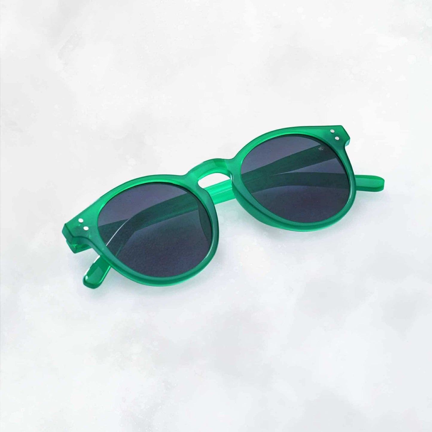 Vibrant green sunnies 223