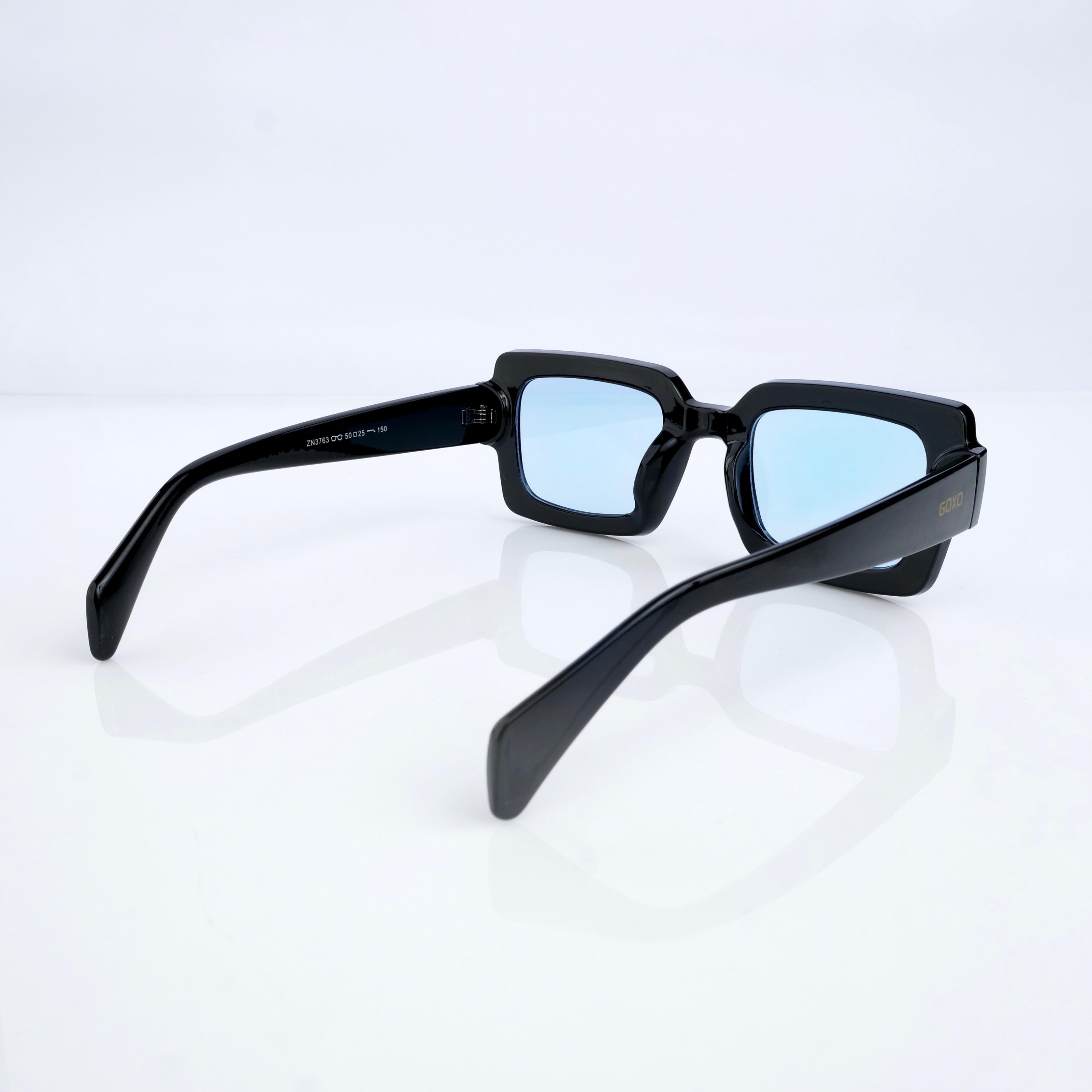 Square blue day-night 586