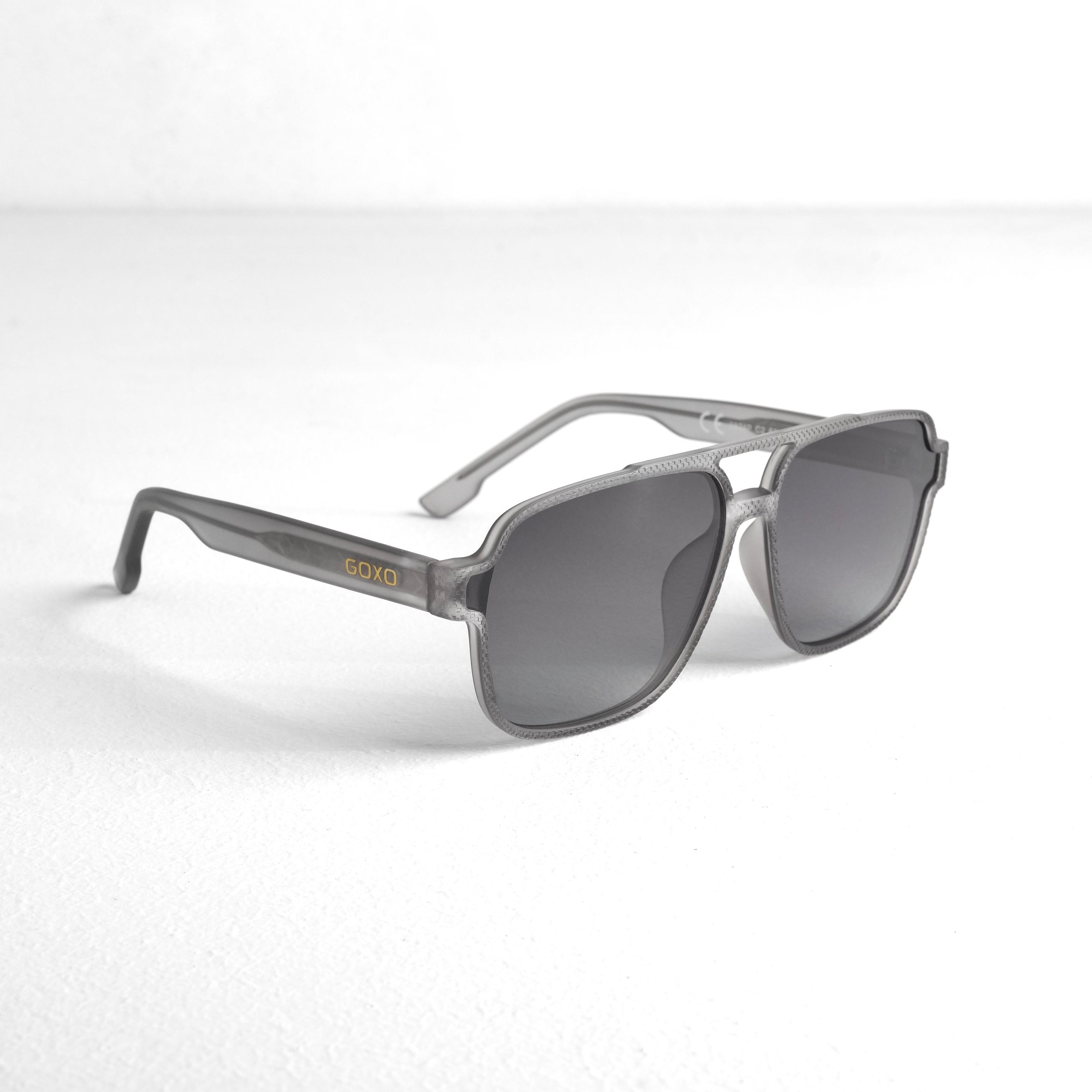 The navigator polarized Grey 647