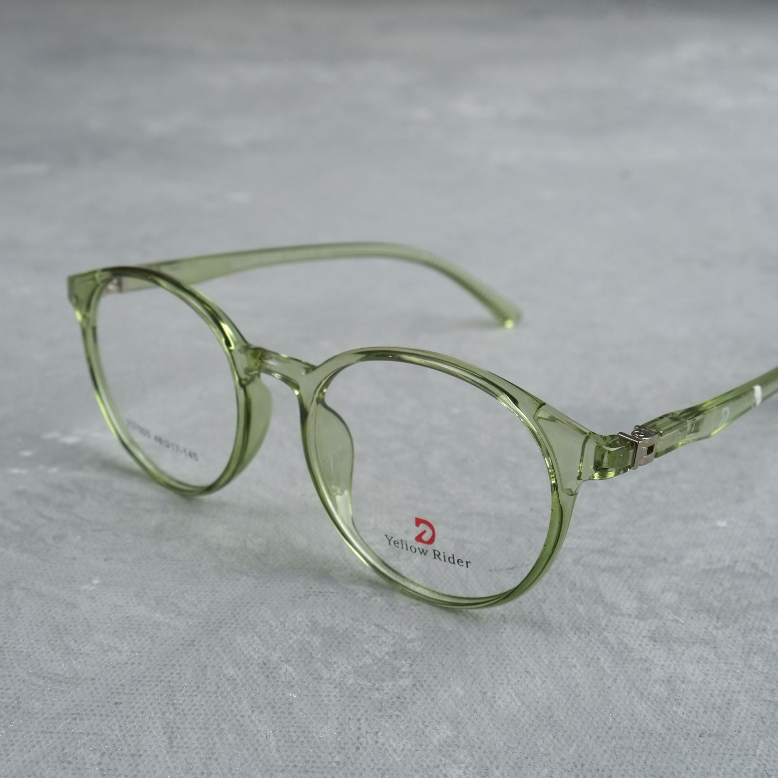Round green frames c17