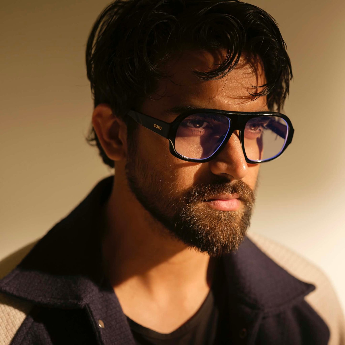 Oversized frames 590