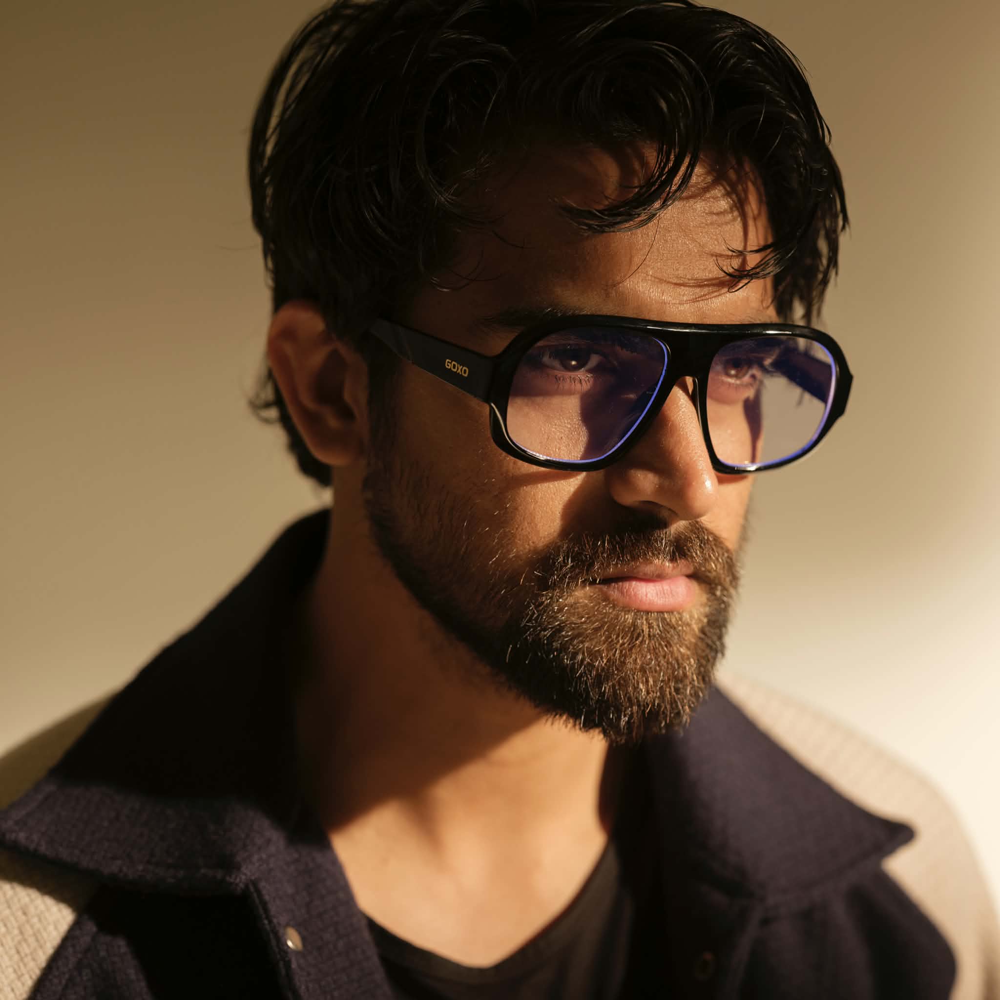 Oversized frames 590