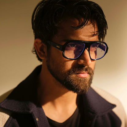 Oversized frames 590