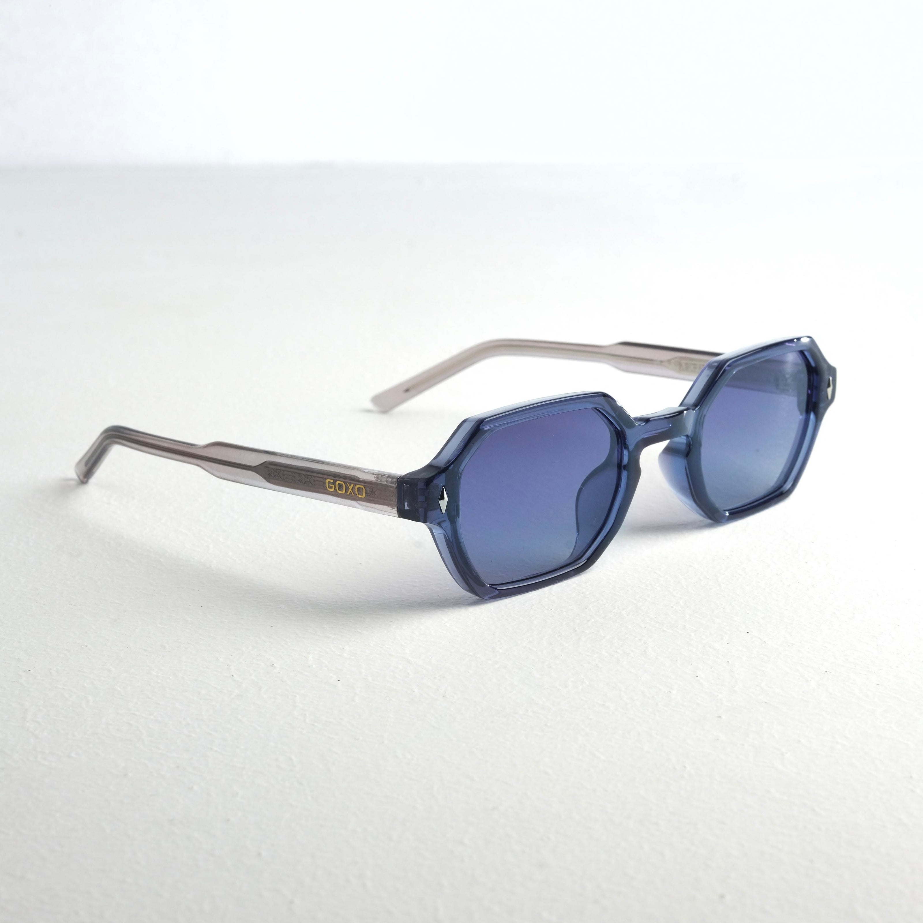 Arctic hexagon premium shades 715