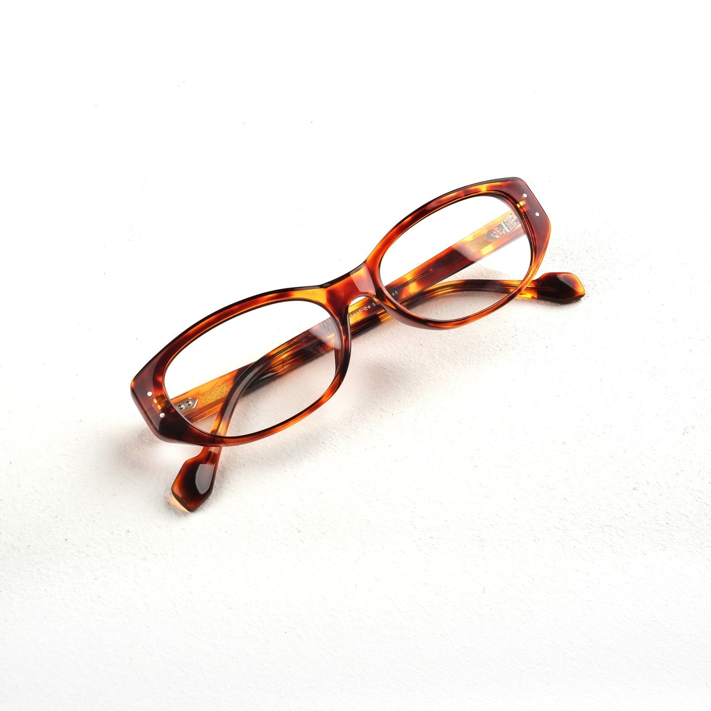 Ladies Oval Leopard Frames 159