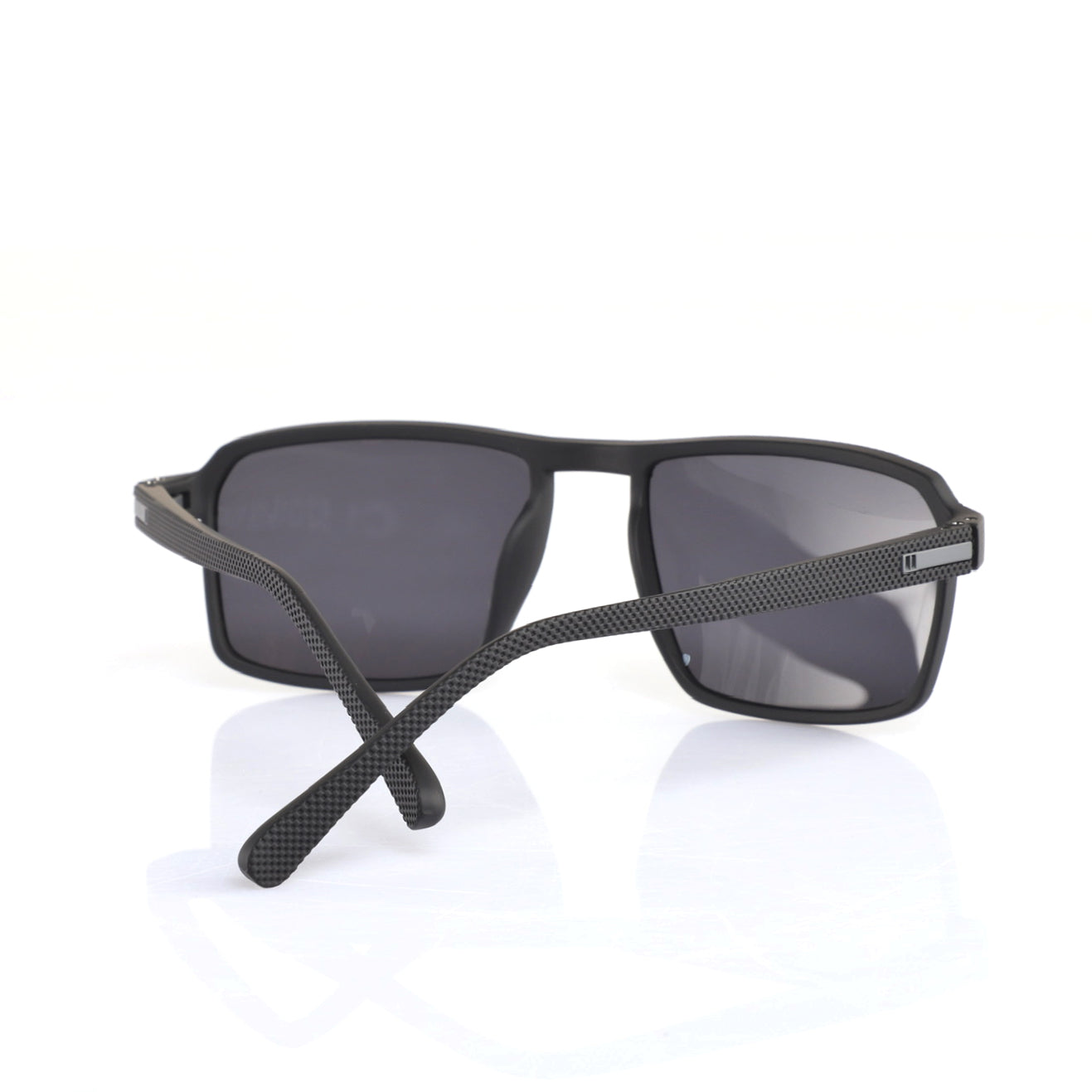 Polarized sunglasses