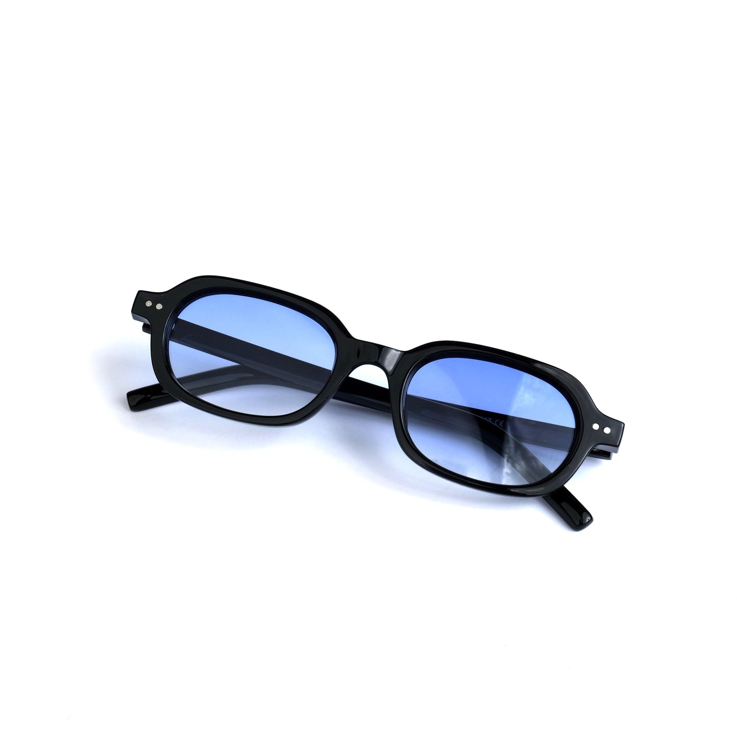 Oval blue 479