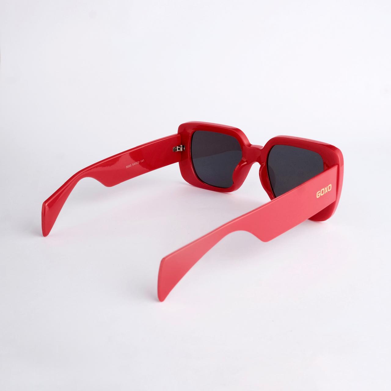 Oversized square red 652