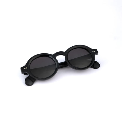 Black polarized 473