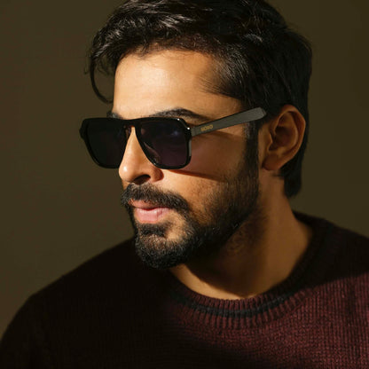 Black sunglasses 560