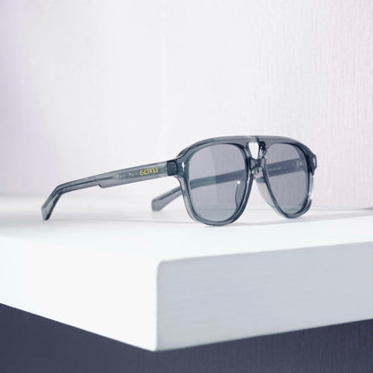 Polarized premium grey 633