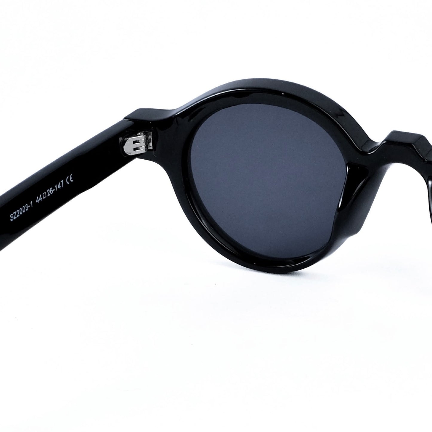 Round black Sunglasses 297