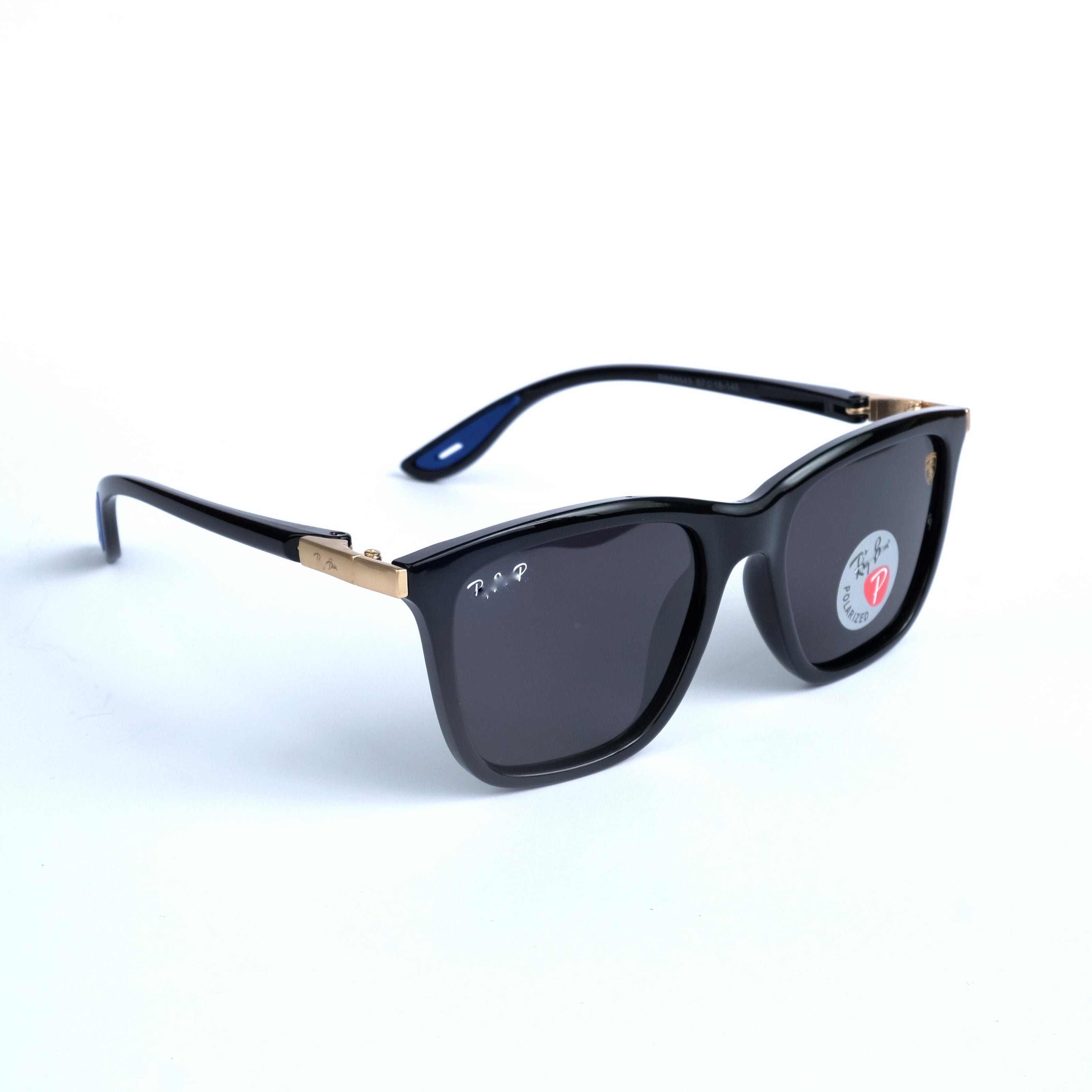 Polarized Black 444