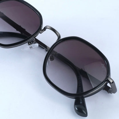 Branded sunglasses 237