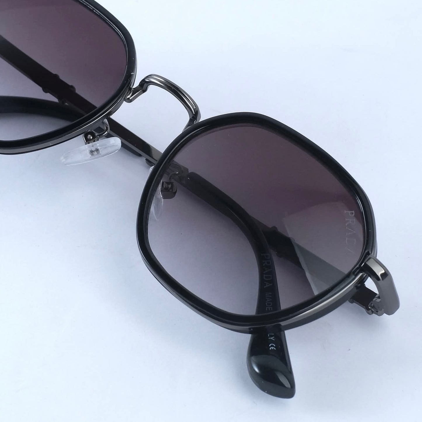 Branded sunglasses 236