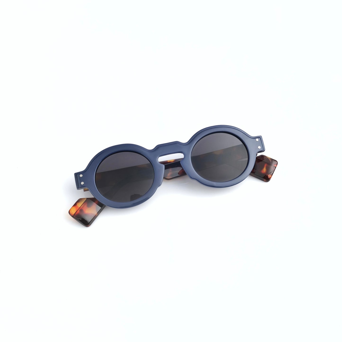 Round shades blue 681