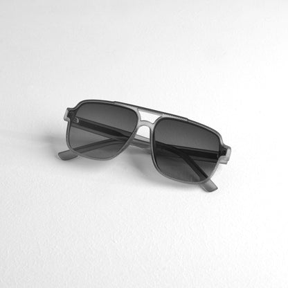 The navigator polarized Grey 647