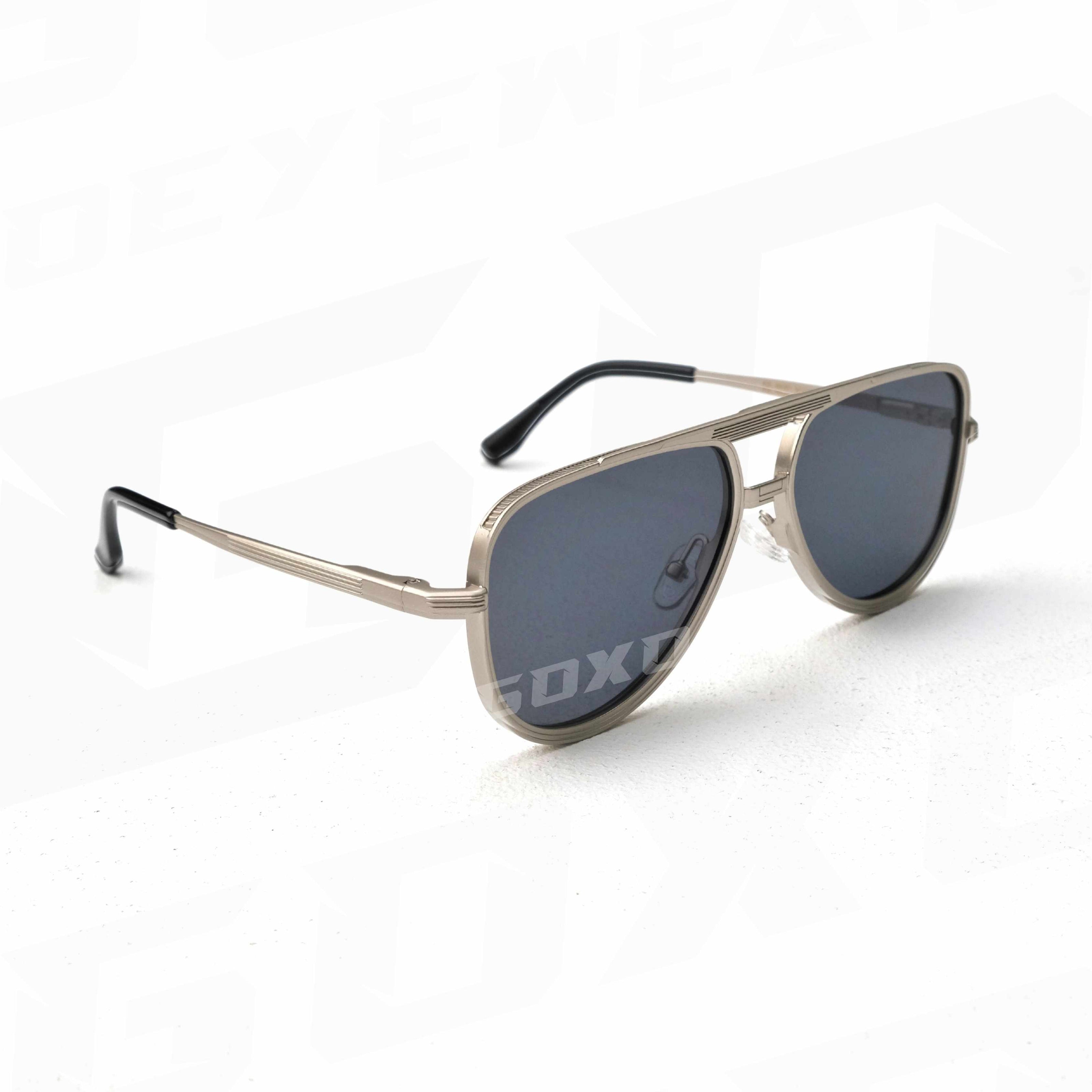 Branded metal silver c46