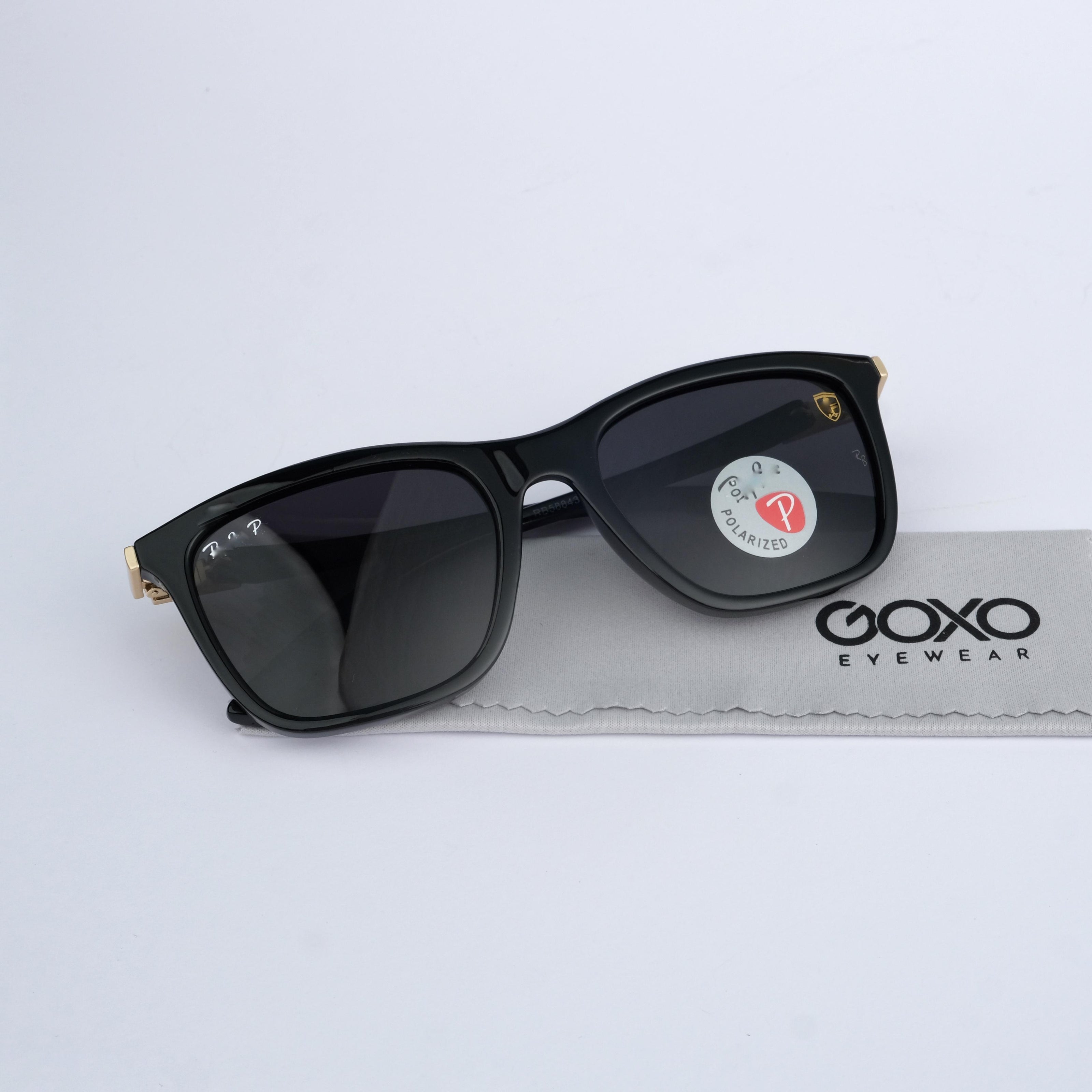 Polarized Black 444