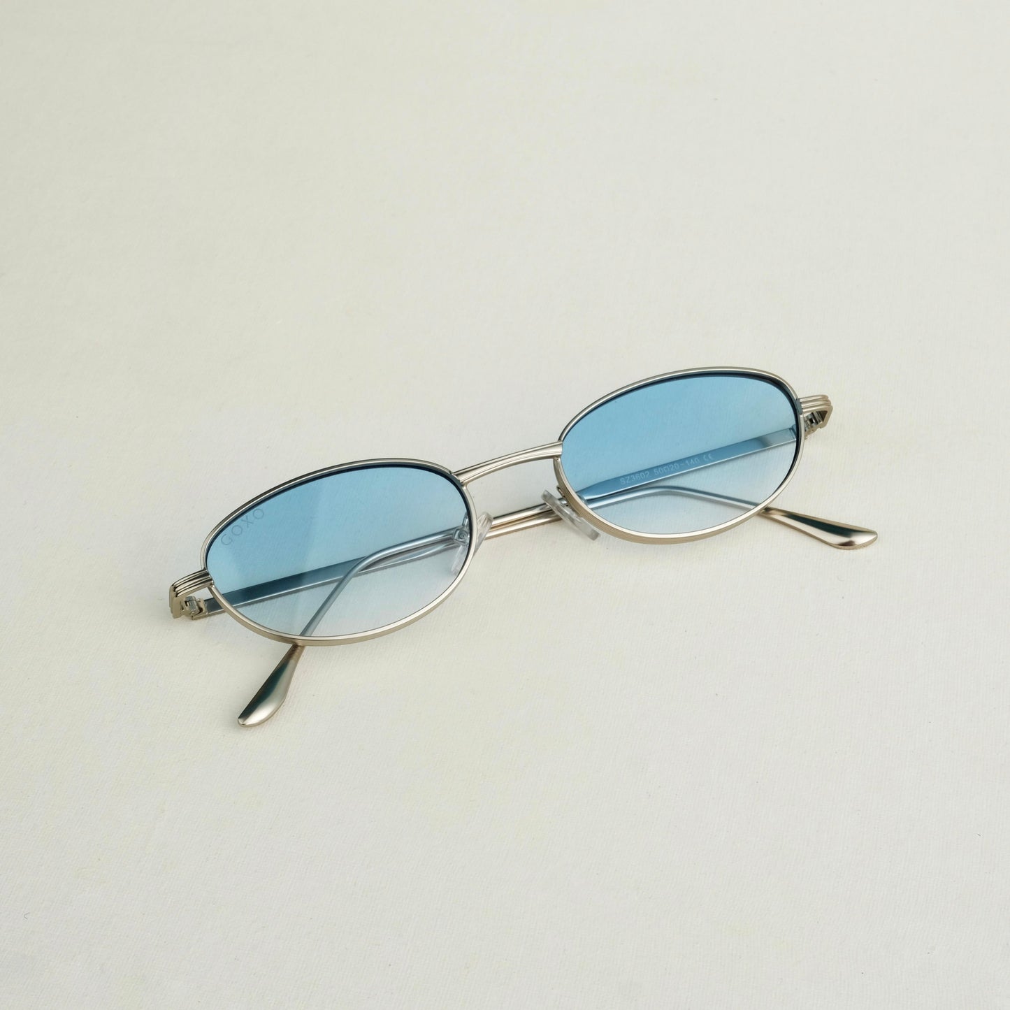 Metalic blue tinted shades 451