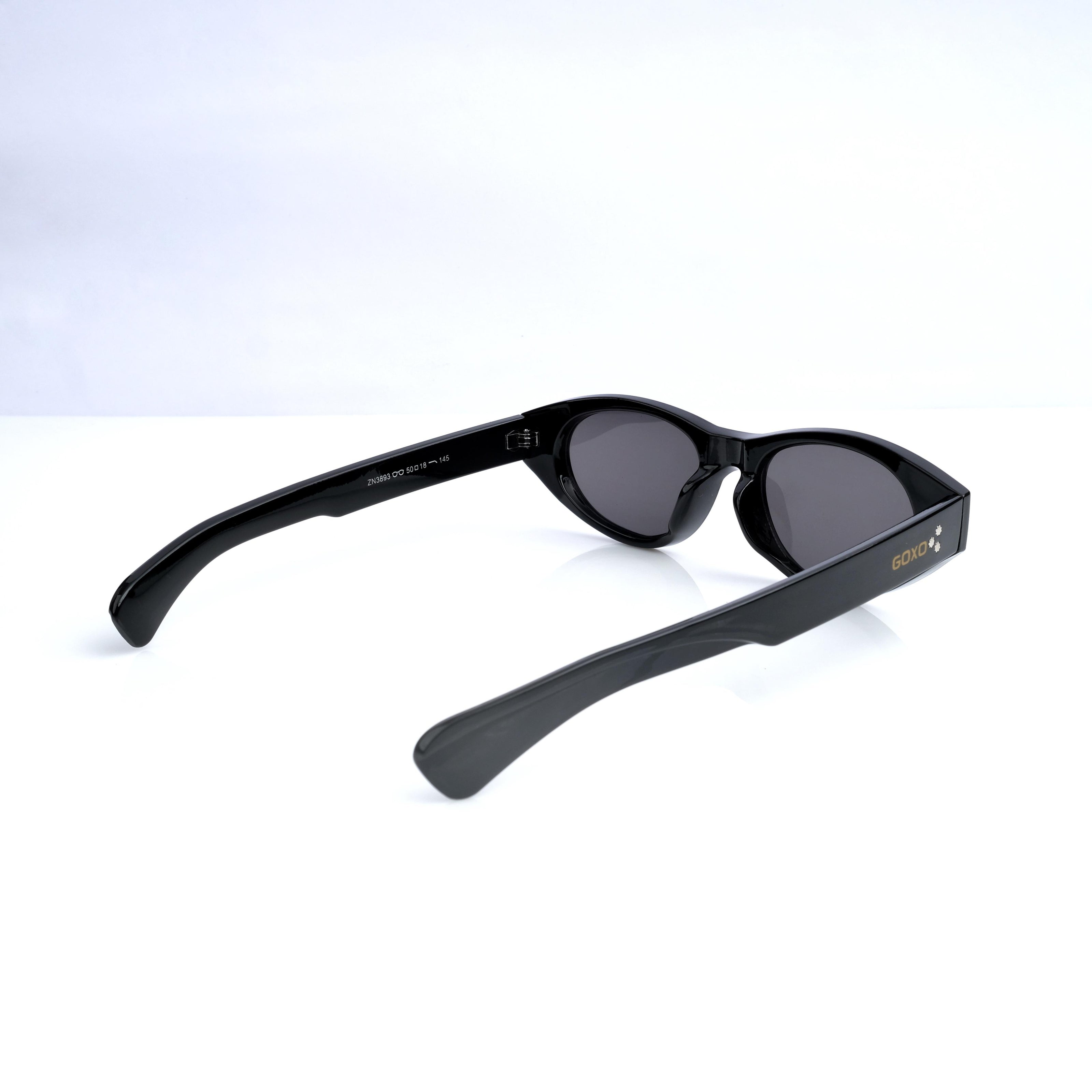 Vintage cat eye black 598