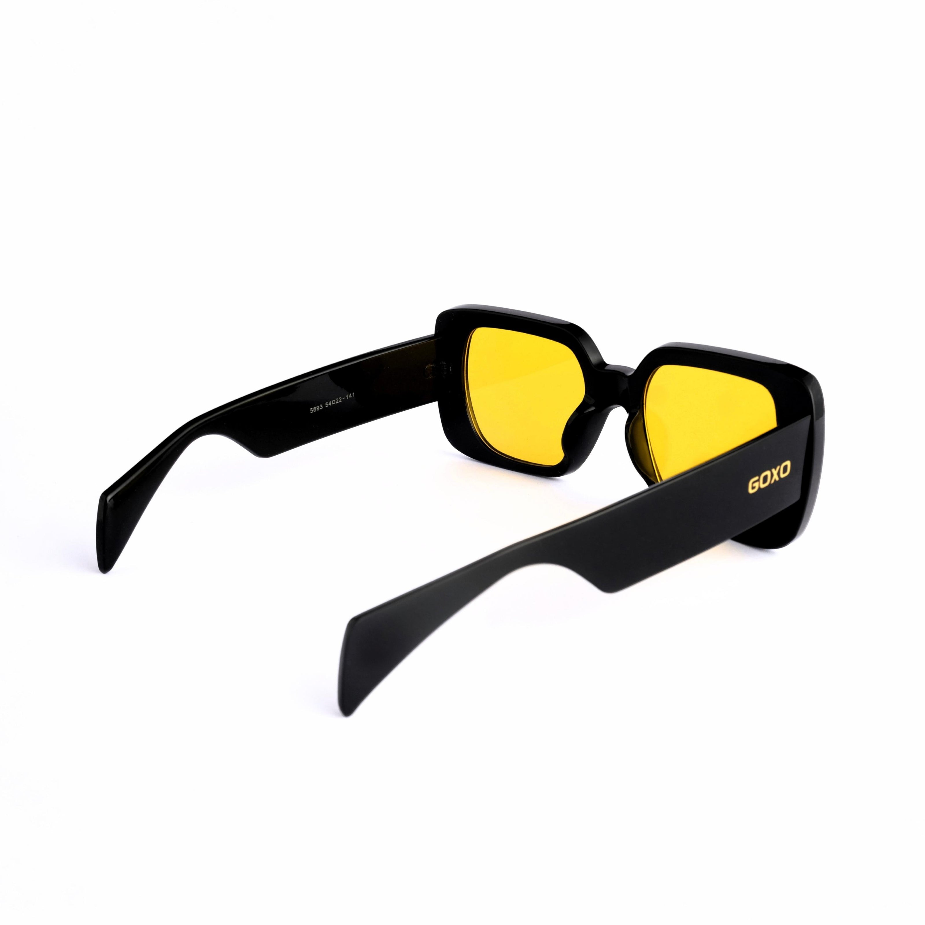 Oversized square black 651