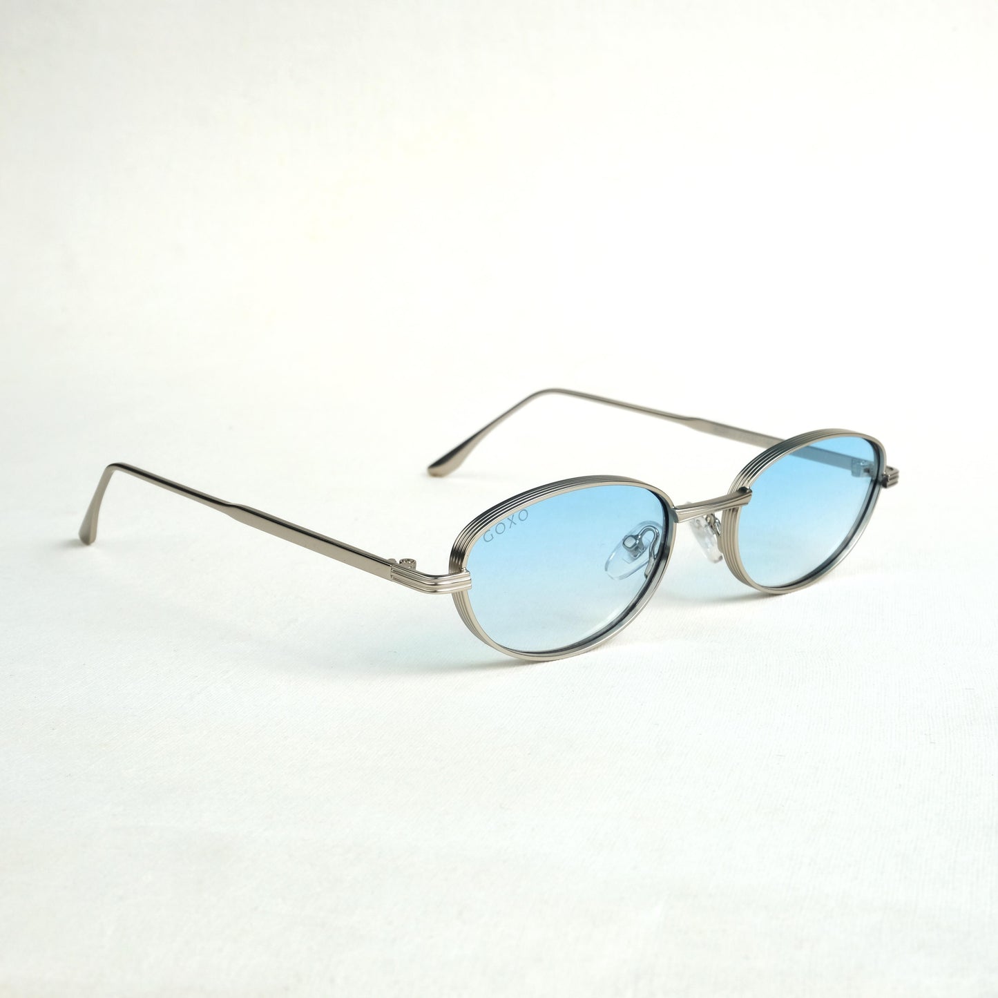 Metalic blue tinted shades 451