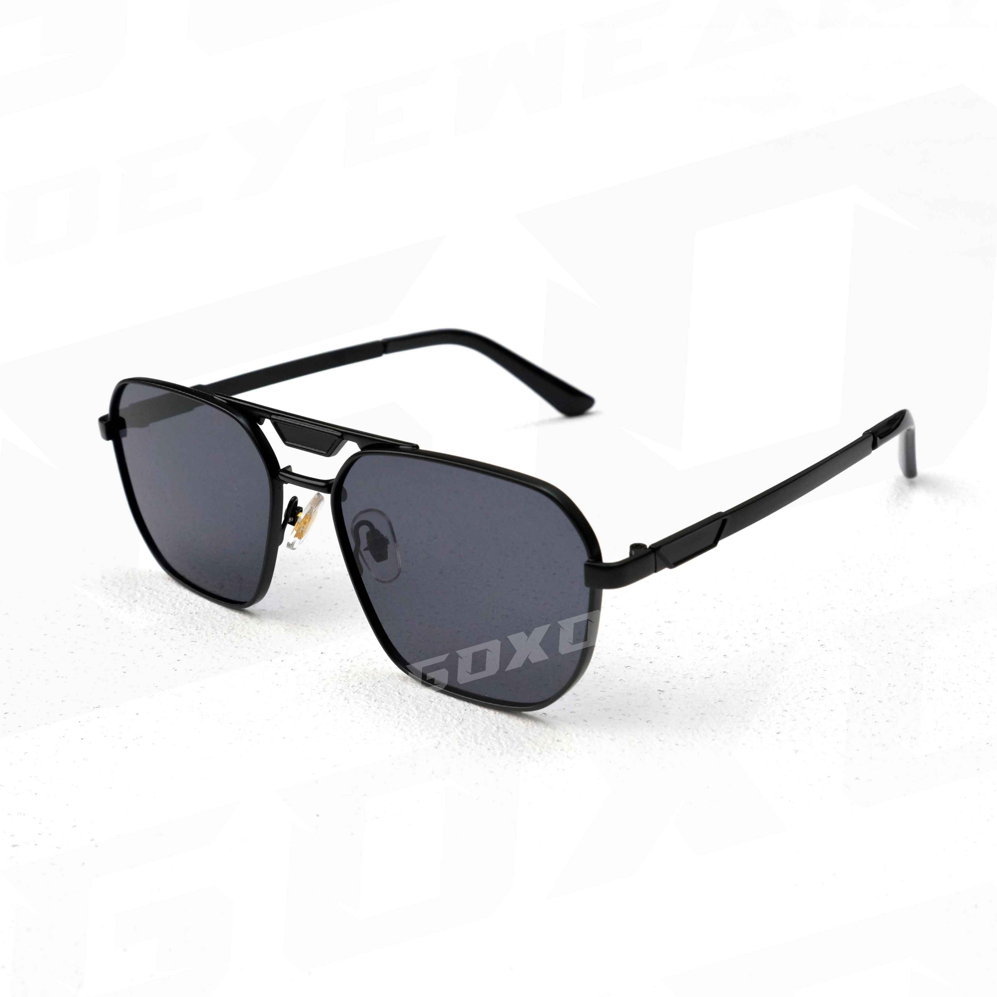 Medium black c50