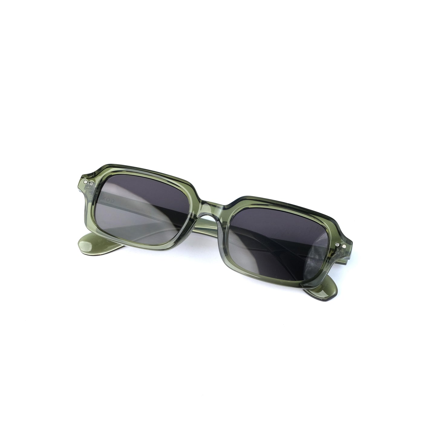 Square olive 485