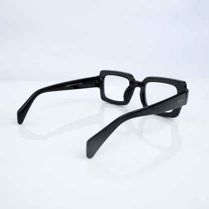 Square black frame 587