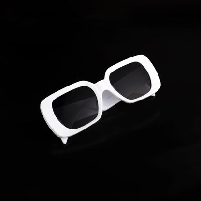 Oversized square white 653