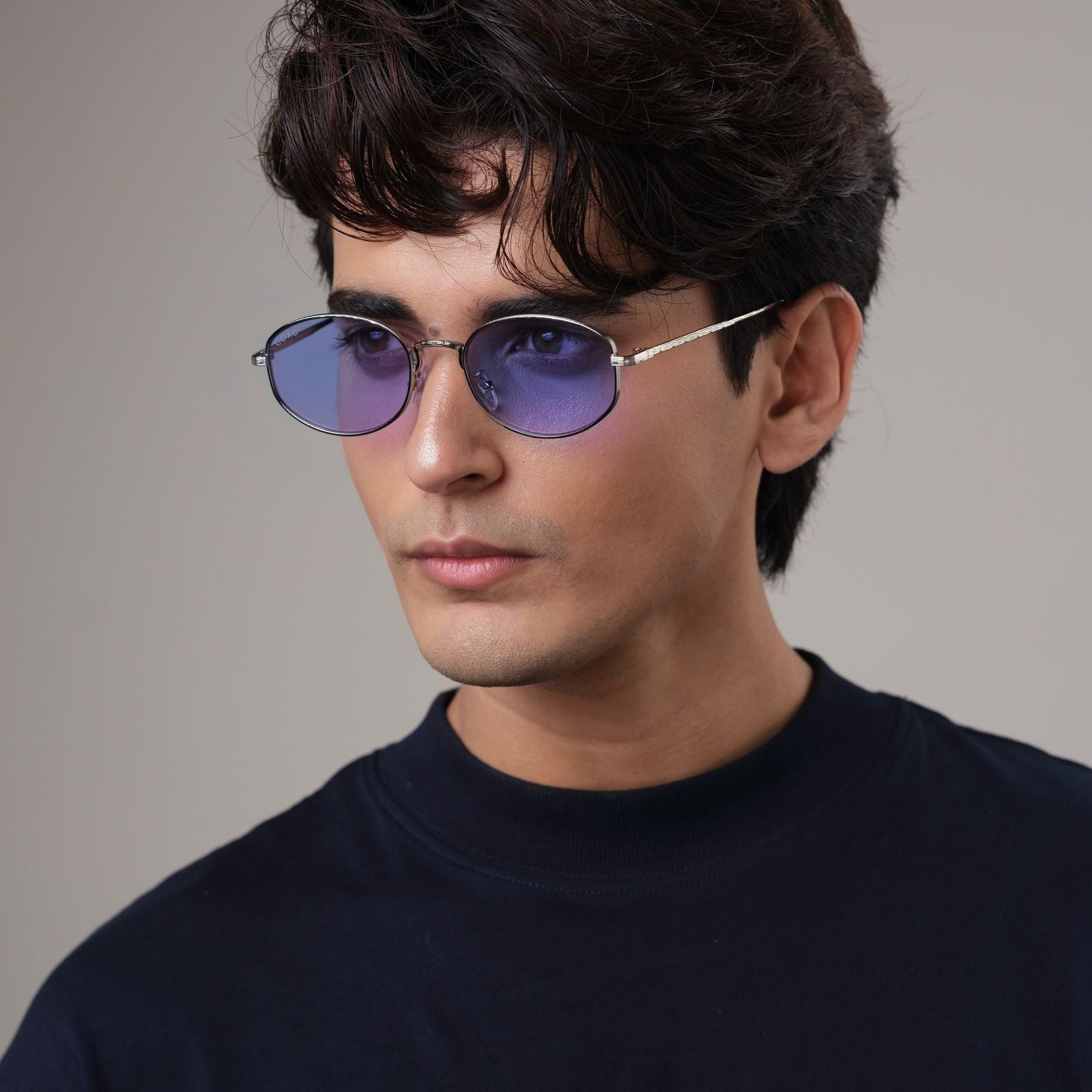 Metalic oval shades 750