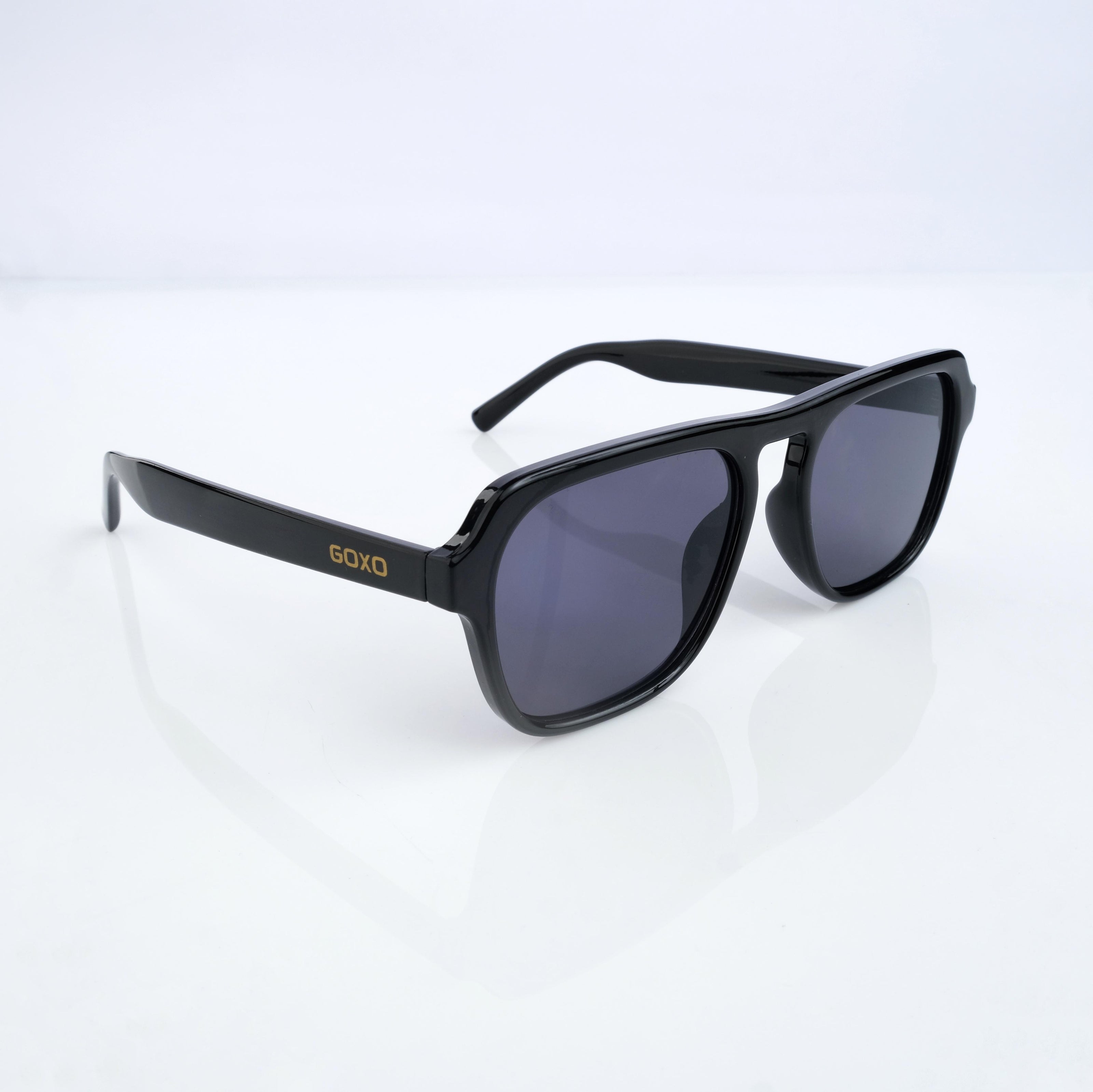 Black sunglasses 560