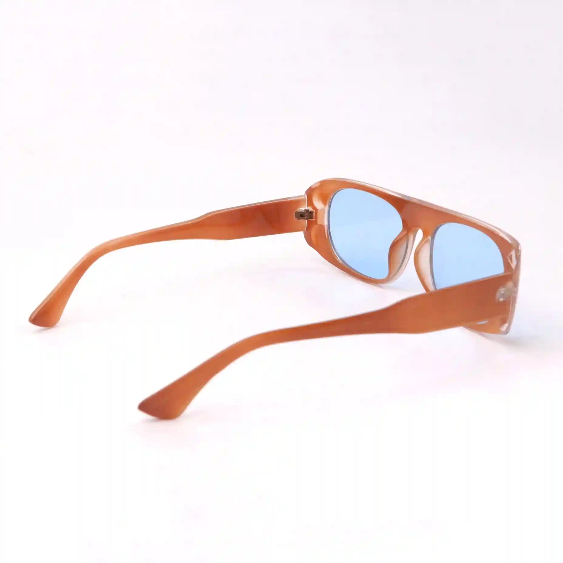 SUNGLASSES 822